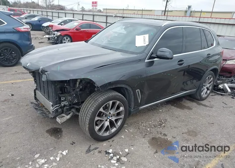 2021 BMW X5 xDrive40I z USA, uszkodzony, nr VIN 5UXCR6C0XM9F79115